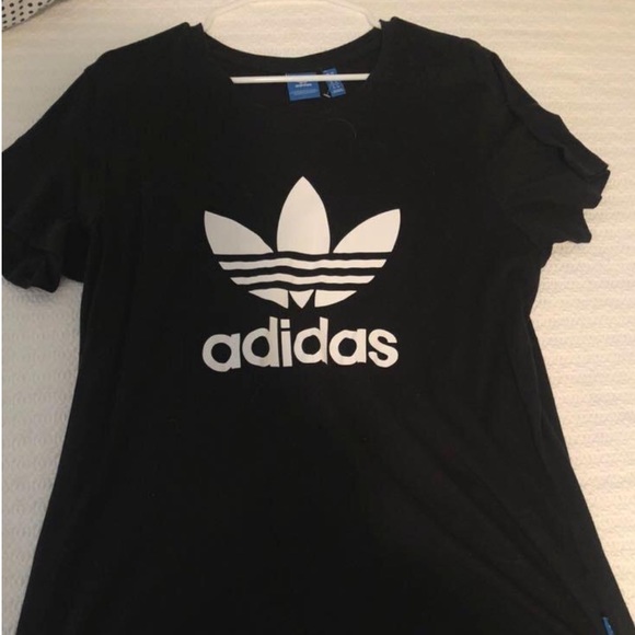 never worn adidas t-shirt! - Picture 1 of 2